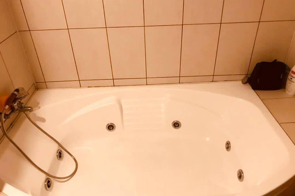 Cozy 2 Rooms Apartment Close To City Center Bukarest Exteriör bild