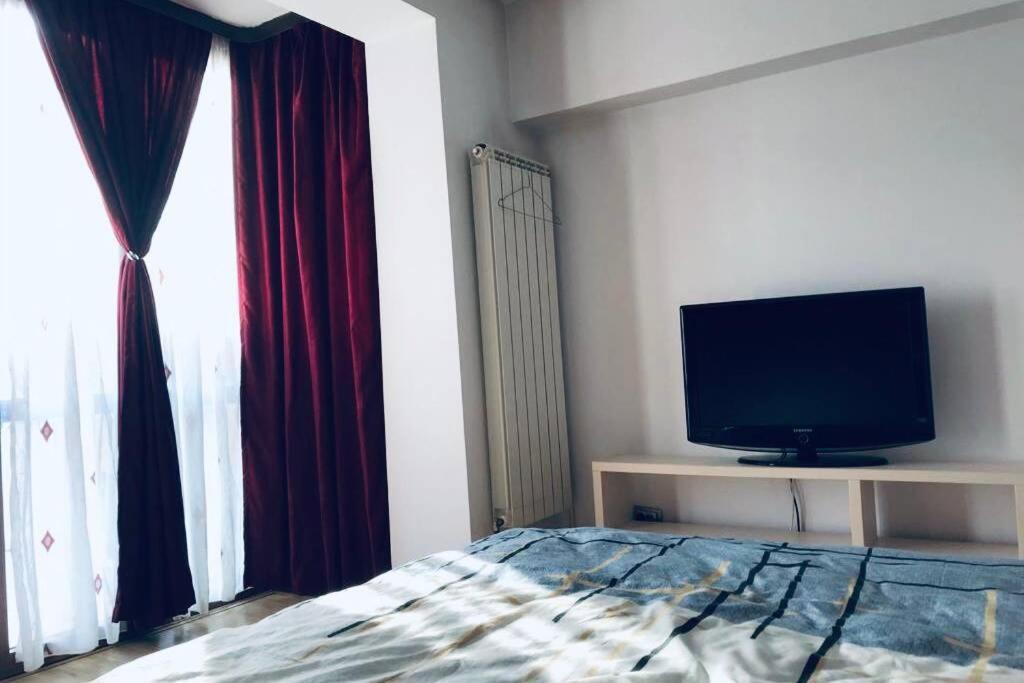 Cozy 2 Rooms Apartment Close To City Center Bukarest Exteriör bild